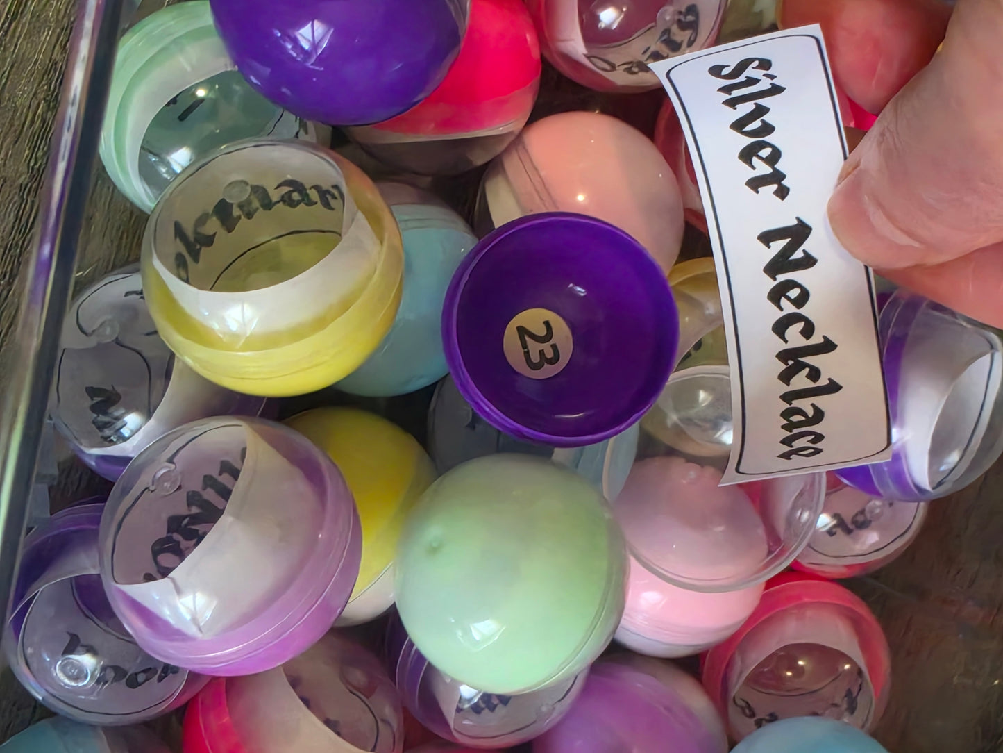 GEM SCOOPS- Nails & Accessories