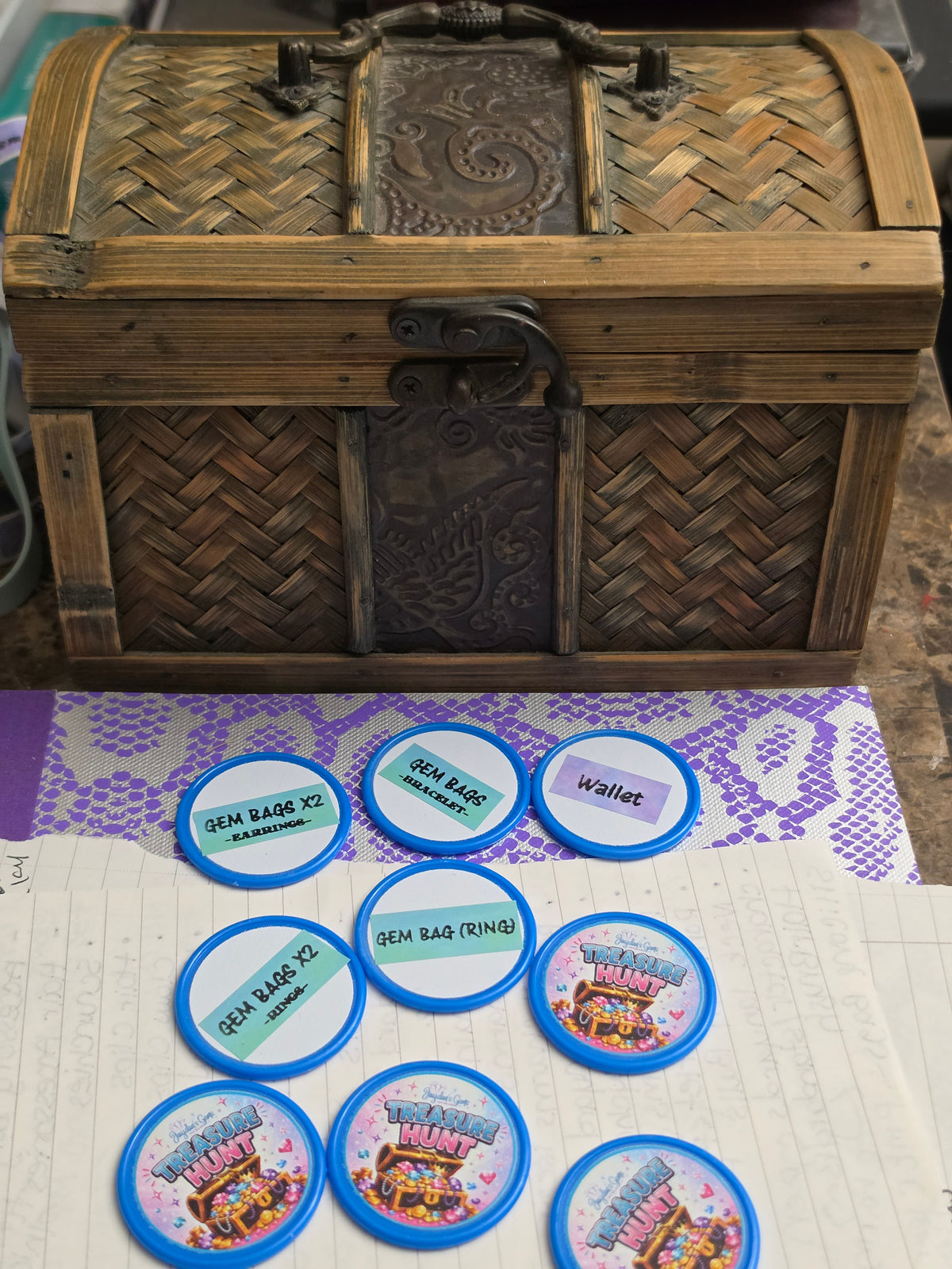 TOKEN HUNT
