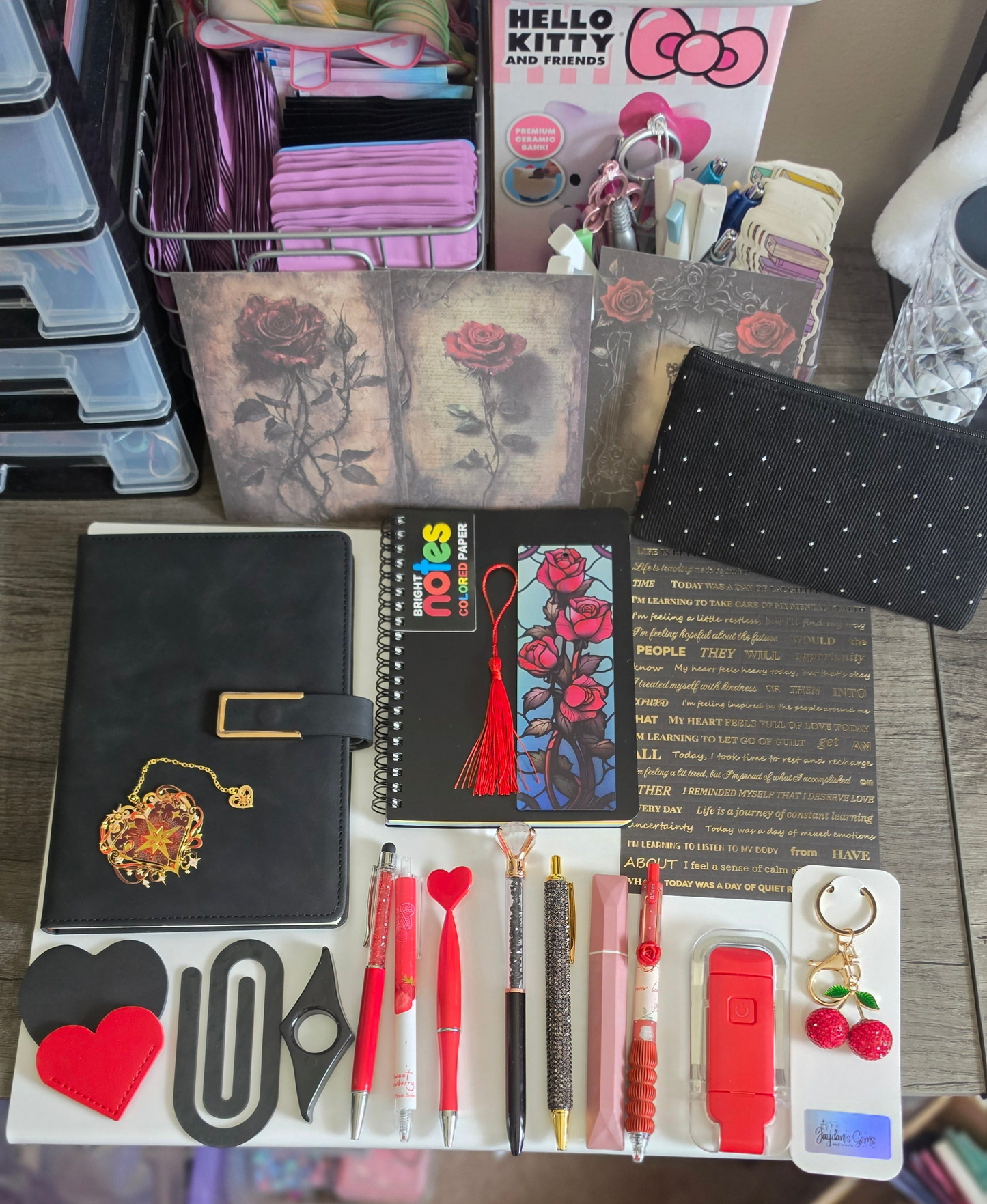 STATIONERY SCOOPS