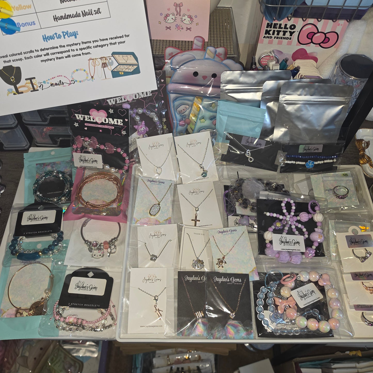 GEM SCOOPS- Nails & Accessories