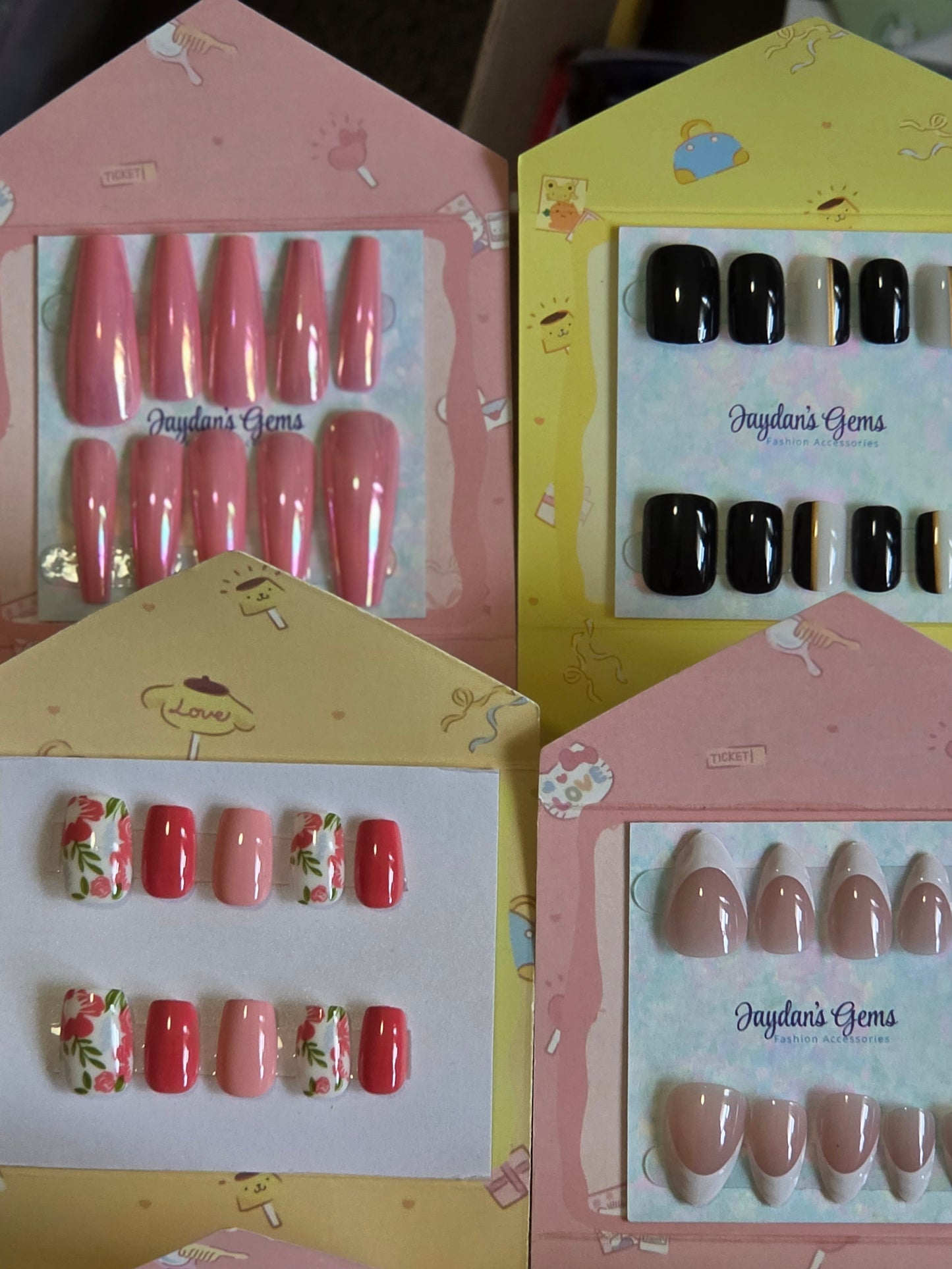 GEM SCOOPS- Nails & Accessories